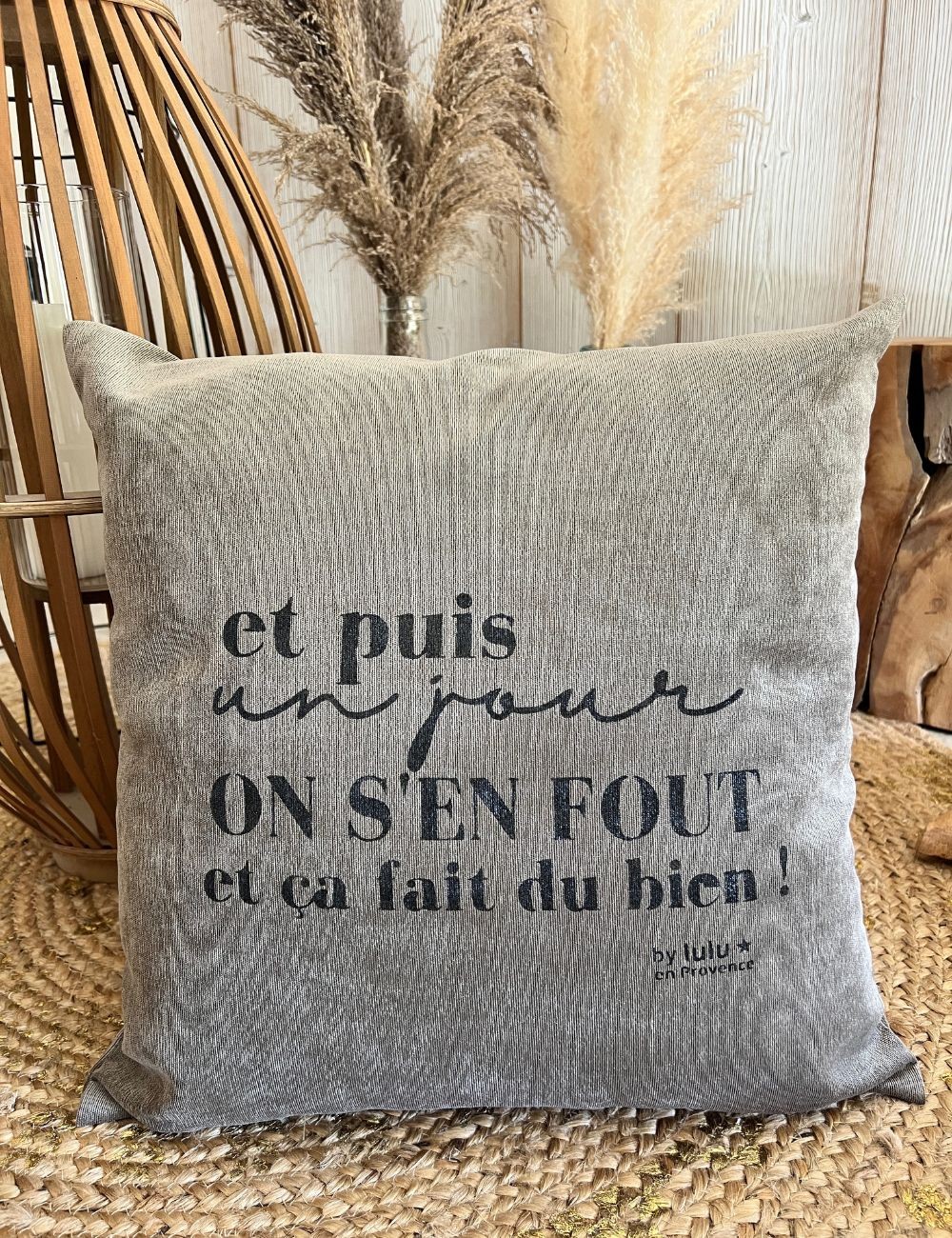 Coussin lounge et galette de fauteuil sur mesure résistant aux intempéries  - Lulu & Belle –