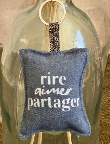 Porte clés - Rire aimer...