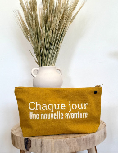 Pochette Chaque jour une...