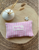 Pochette Blonde et Intelligente