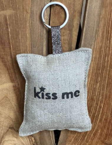 Porte clés Kiss Me